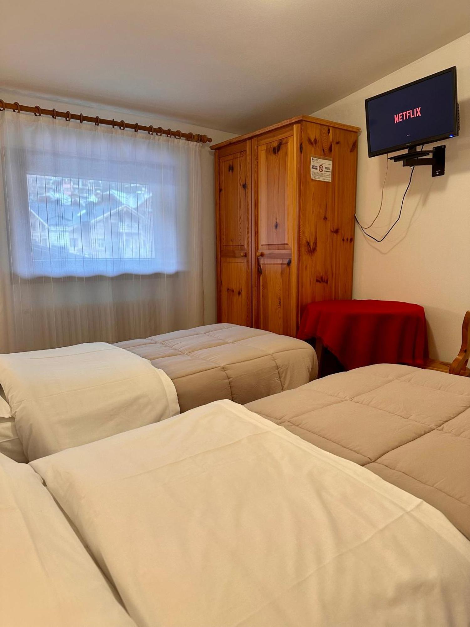 Hotel Zeni Мадона ди Кампильо Екстериор снимка